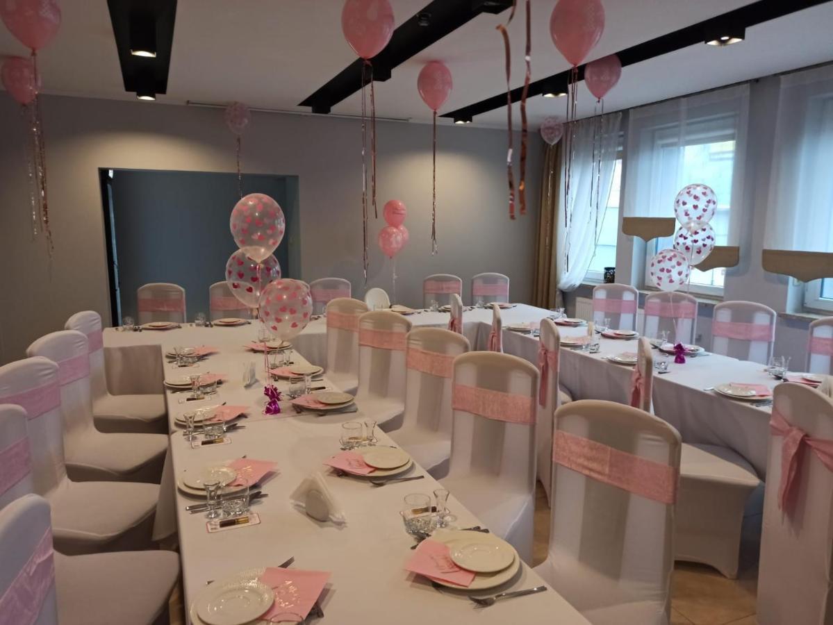 Carina Hotel Tczew Eksteriør billede