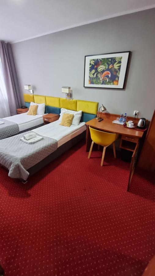 Carina Hotel Tczew Eksteriør billede
