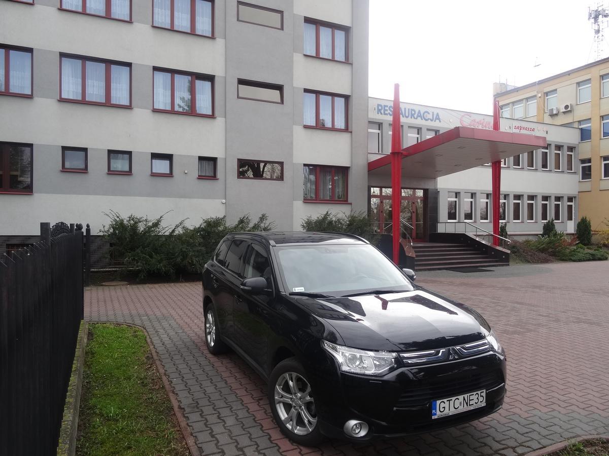 Carina Hotel Tczew Eksteriør billede